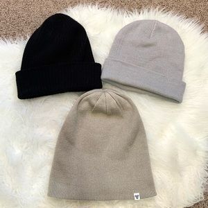 Aritzia Beanies in Neutrals 🤎🤍